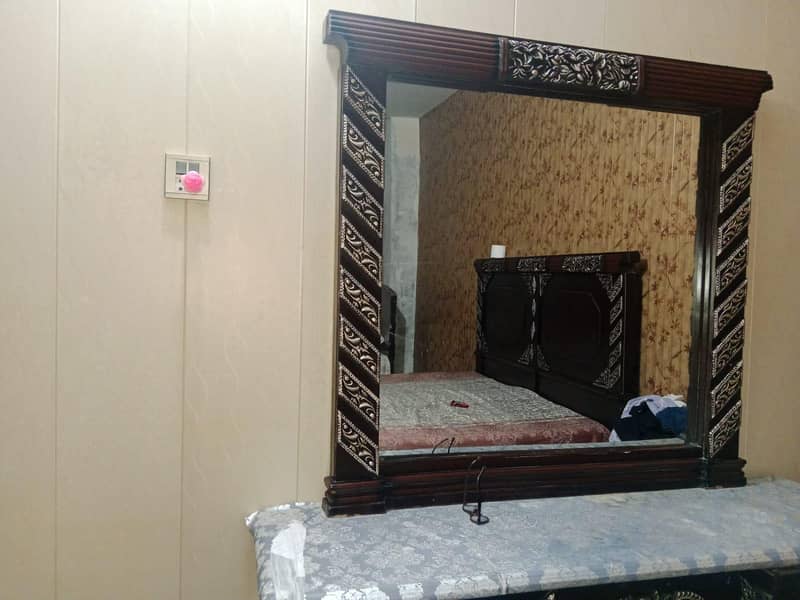 Bed Set with side table and dressing table 4