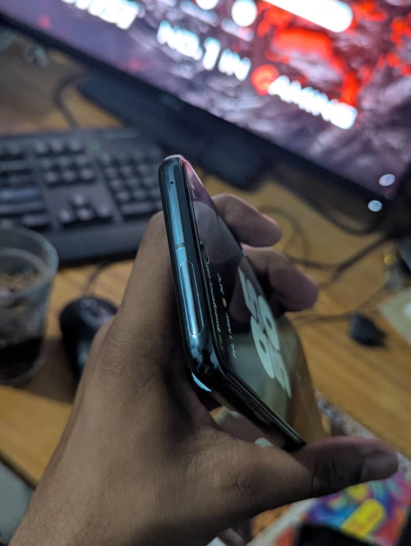 Google pixel 8 pro 3