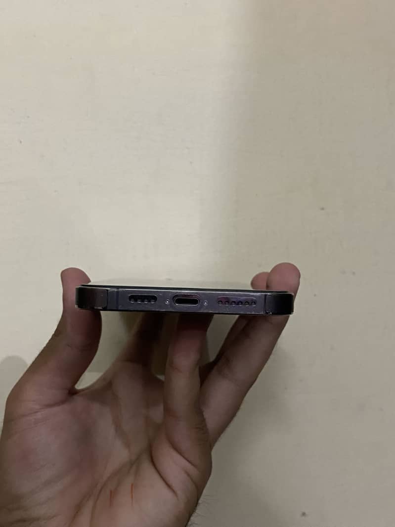Iphone 14 pro max 3