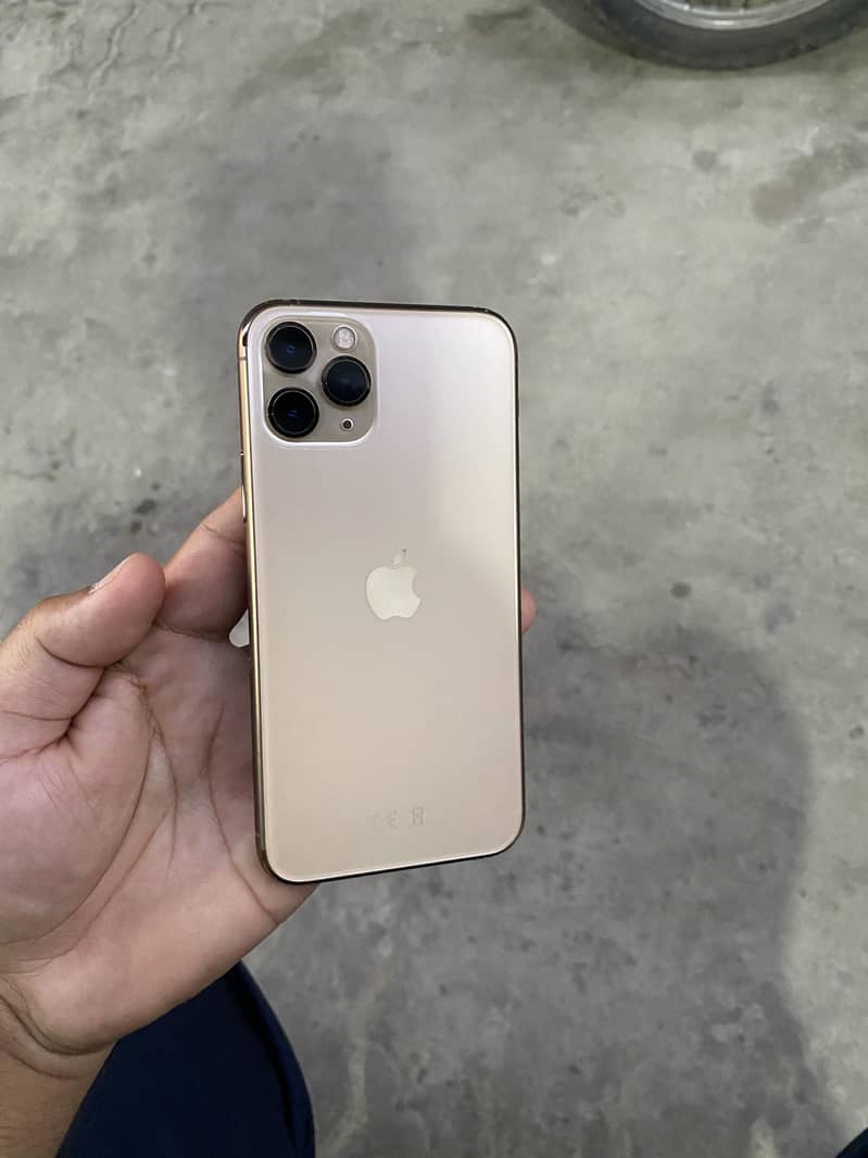 iPhone 11 Pro 2