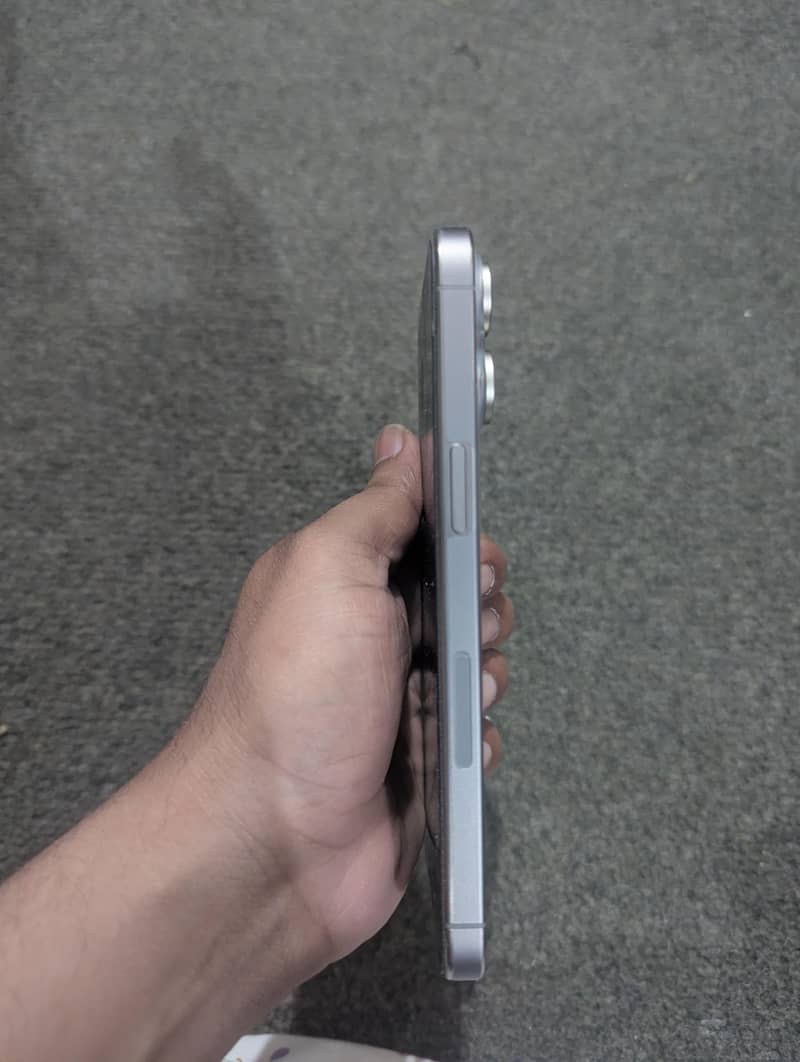 15 pro max 4