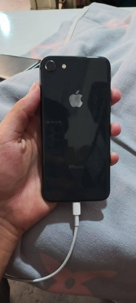 iphone 8 4
