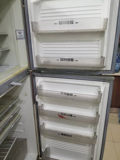 Fridge Dawlance / Refrigerator