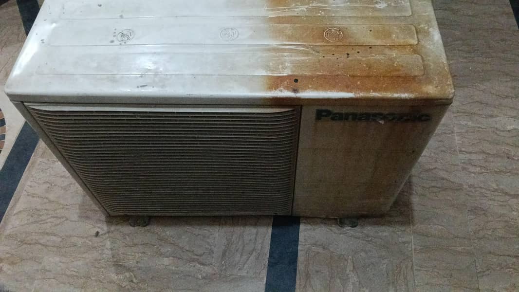Panasonic AC 1