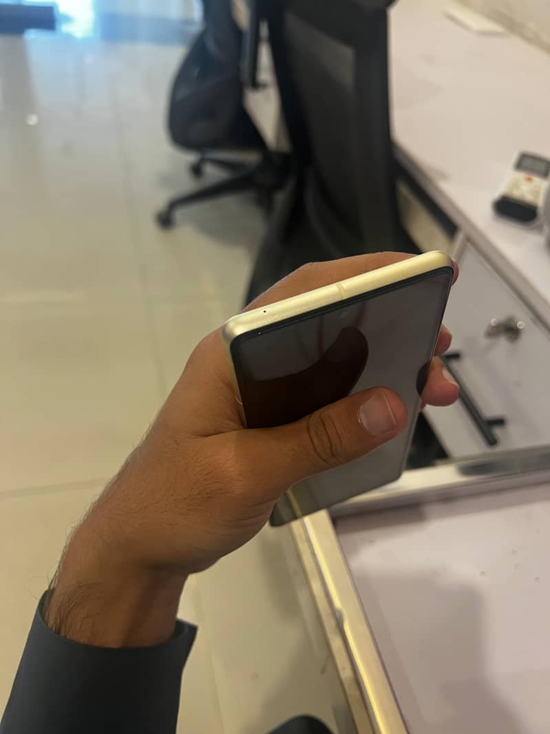 Google Pixel 7 3