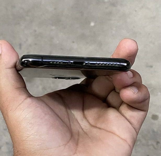 iPhone 11 Pro max 1