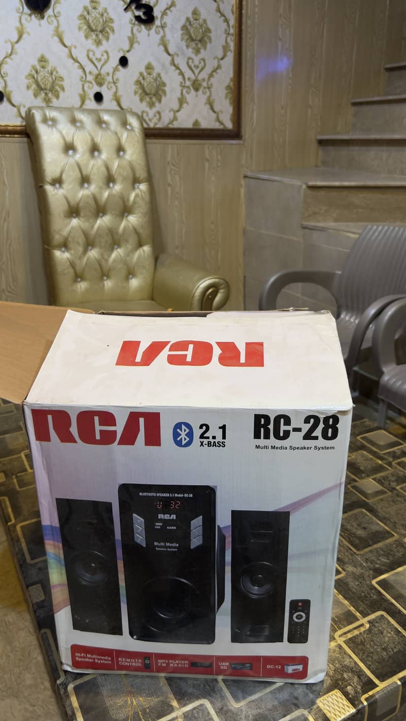 RCA 8 speaker 4