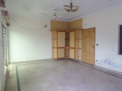 In I-8/4 14 Marla Lower Portion For rent