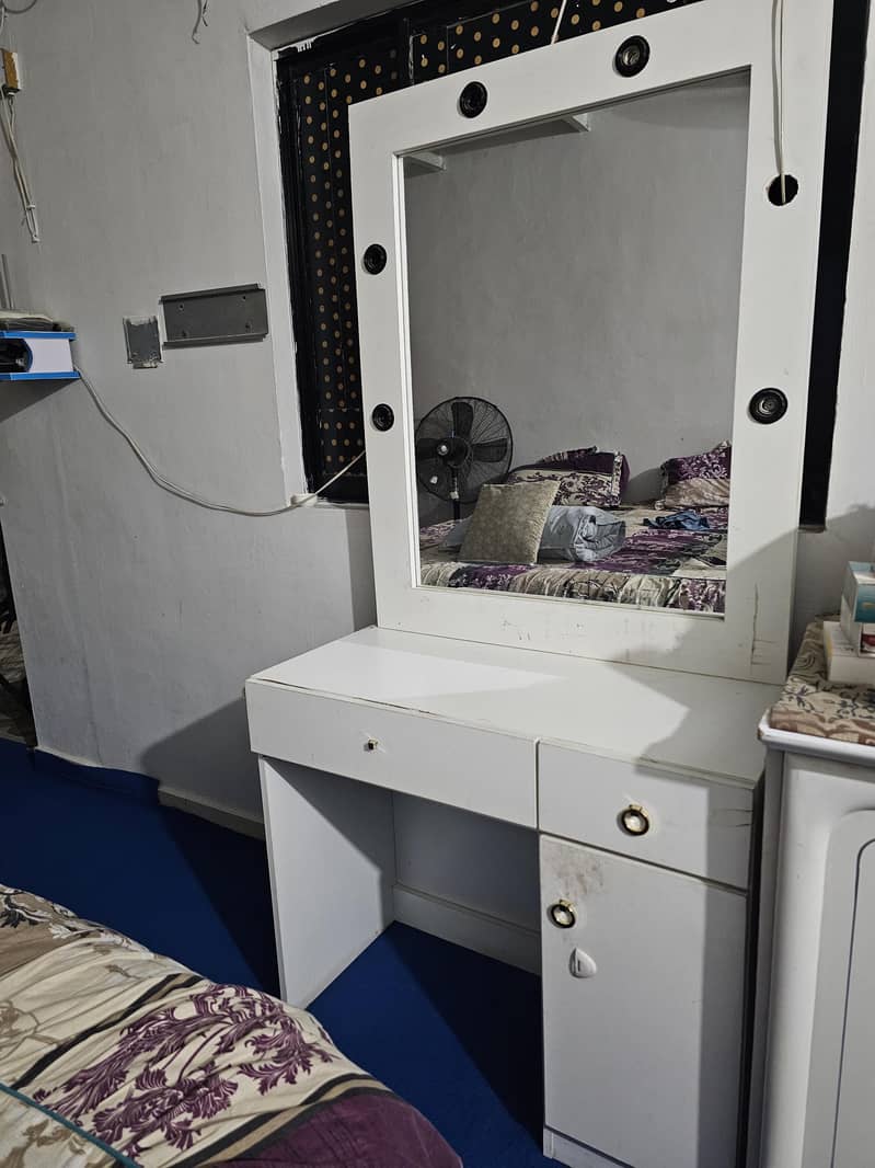 Dressing Table 1