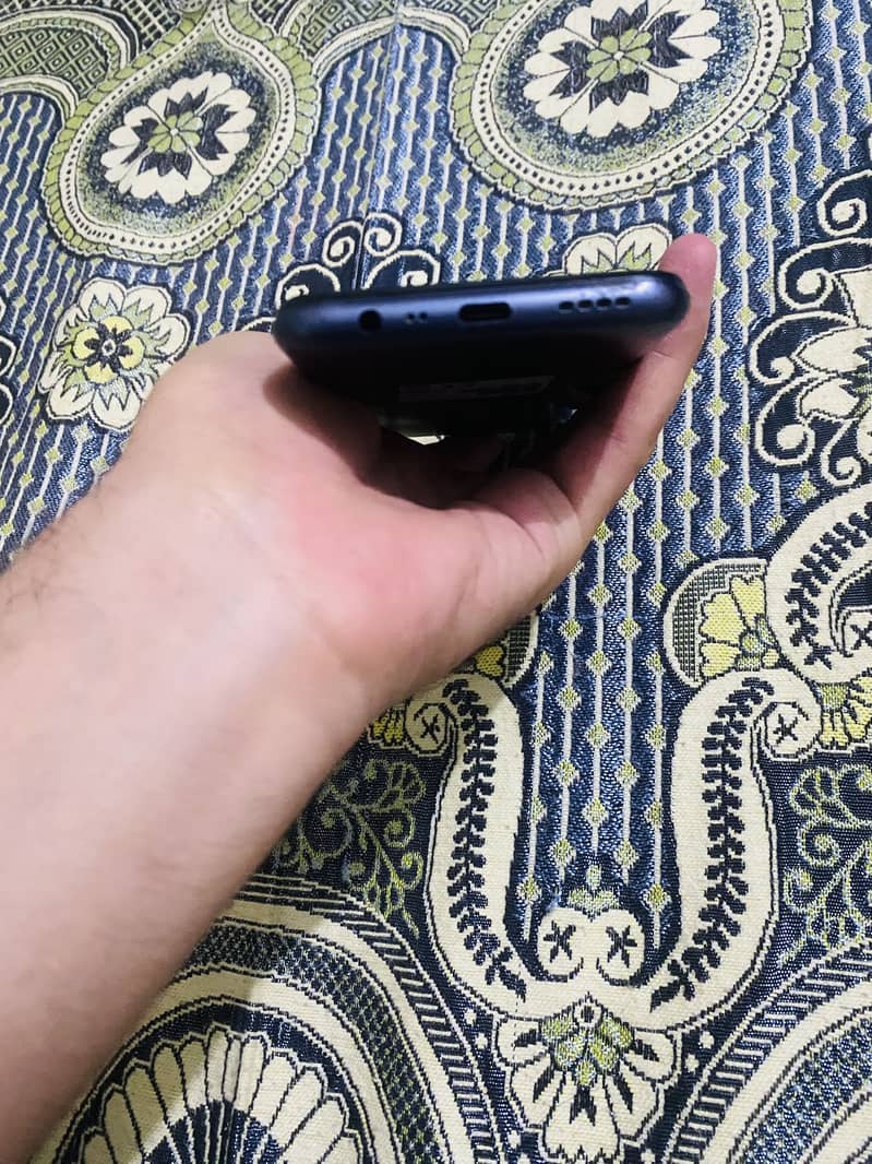 Realme C25s 4