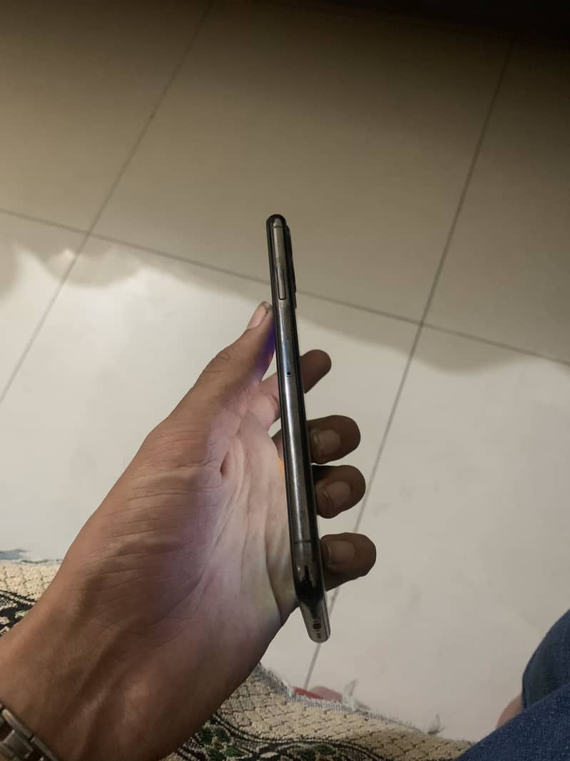 Iphone 11 pro max 1