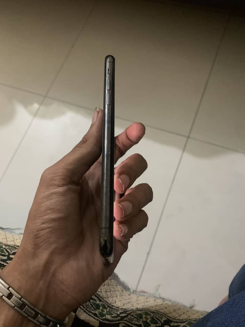Iphone 11 pro max 3