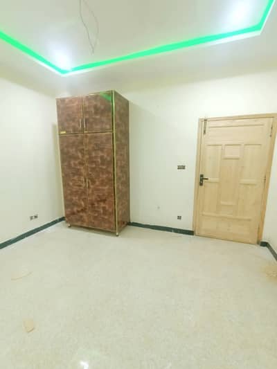 Single room with washroom