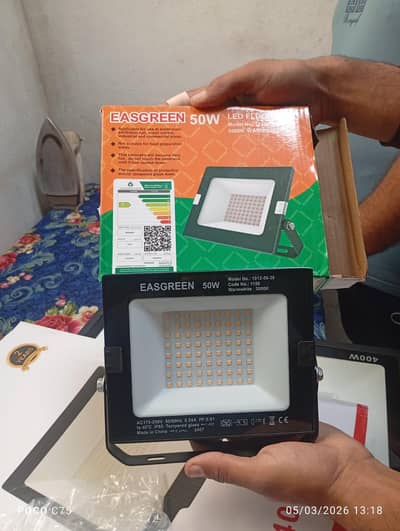 led 50 waat flood light