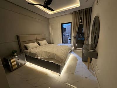 One bedroom apartment per day Avlable Gulbarga green Lslamabad fully furnished