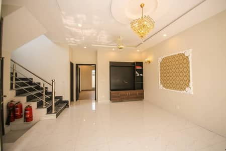 5 MARLA ELEGANT AND FULLY MAINTAINED SUPER HOT LOCATED BUNGALOW IS AVAILABLE IN THE BEST BLOCK OF DHA LAHORE.