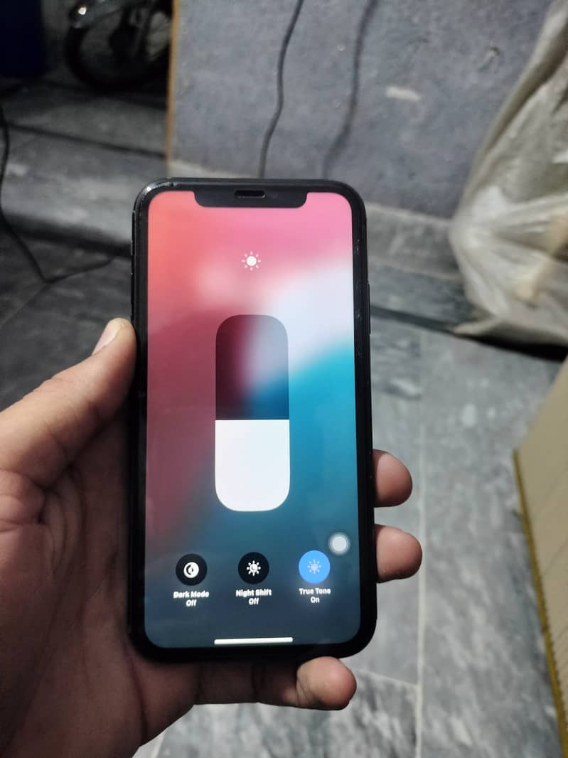 iPhone 11 2