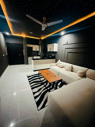 Stylish 1 Bed Apartment Zameen Opal Raiwind Road Per Day Rent