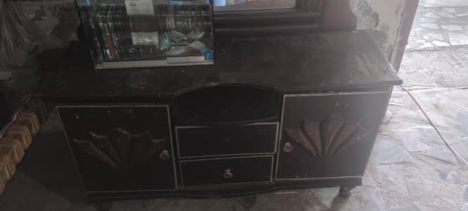 Sengaar meez+Makeup  glass box