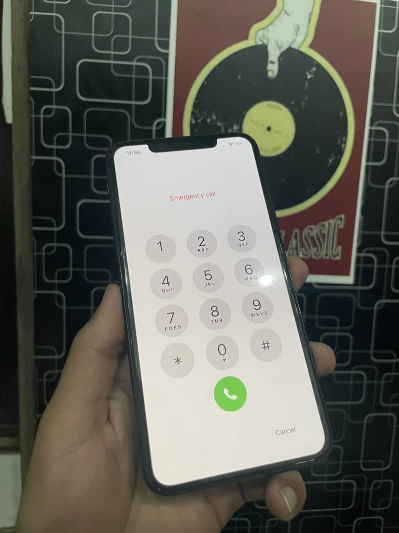 iPhone 11 Pro Max 2