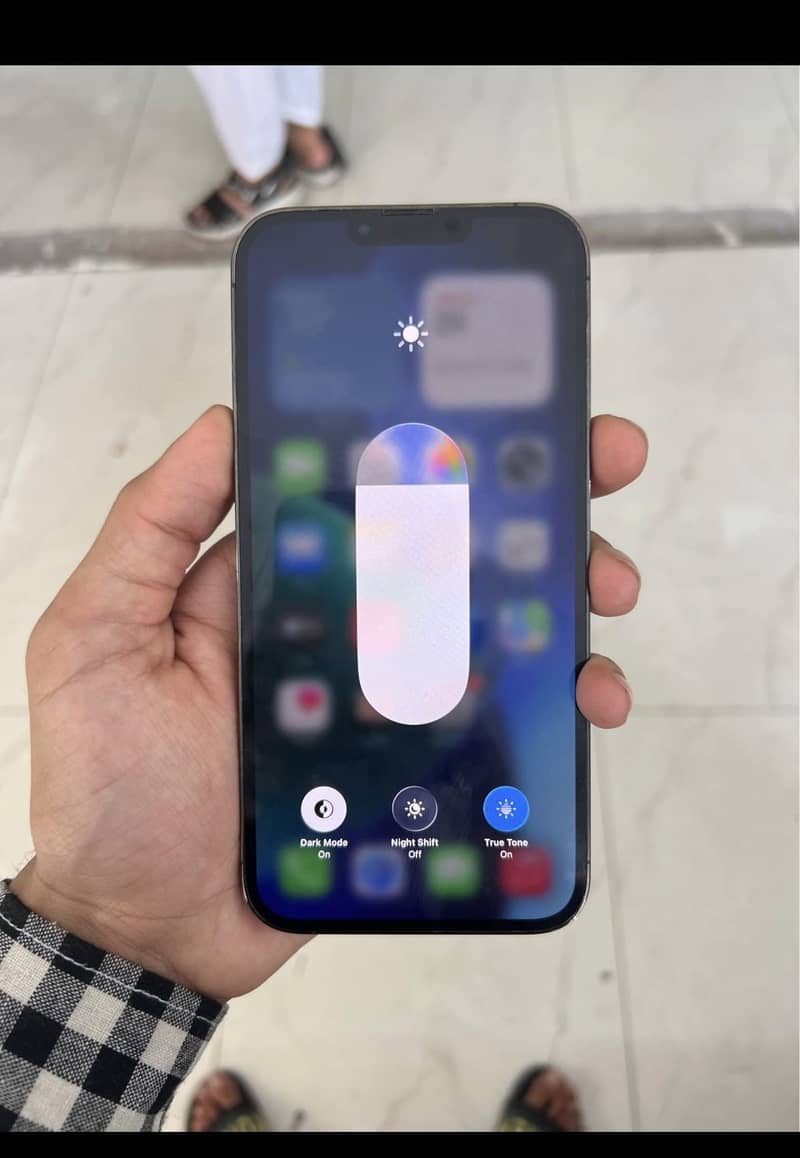 iPhone 13 Pro Max 5
