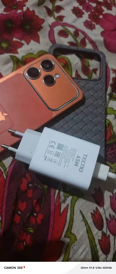 tacno spark 40 6gb 128gb 10by10