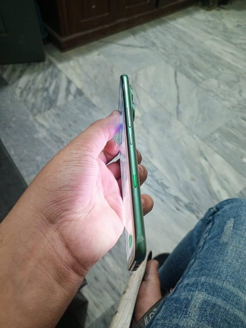 Infinix note edge 3