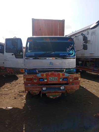 HINO EYRO