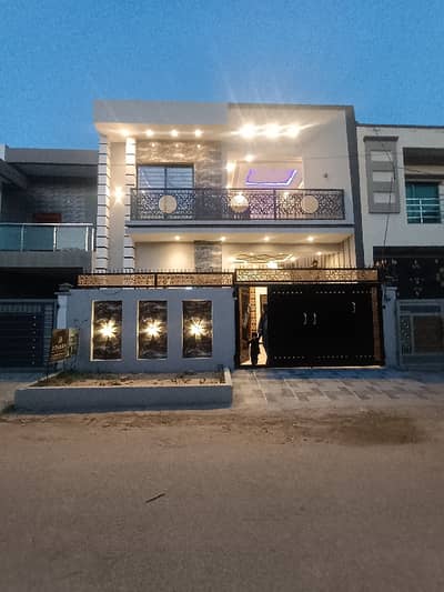 1.5 Storey Fresh House in I Block