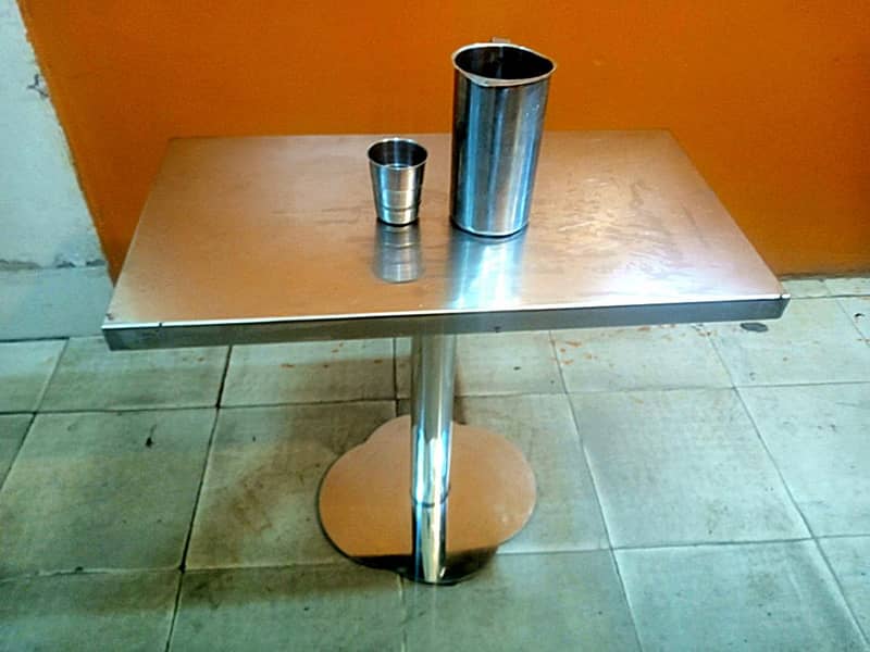 dinner table 4