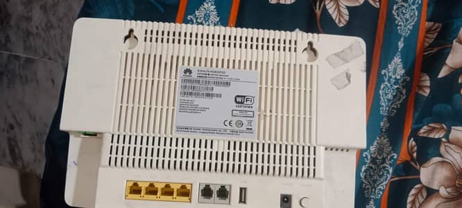 Huawei HG8245Q2 Fiber Router Dual Band