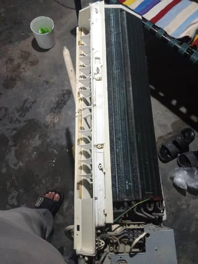 gree Ac good condition