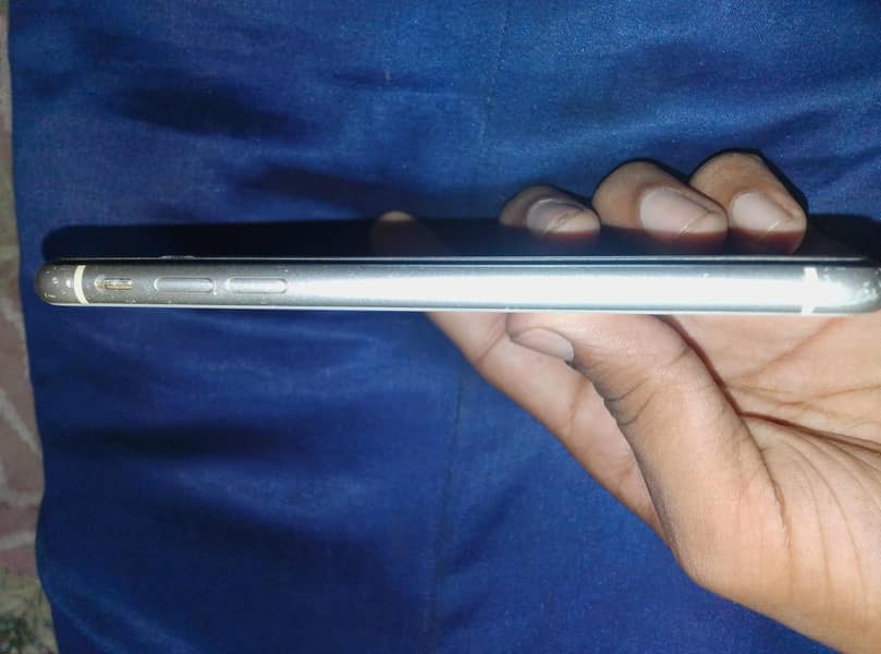 iphone 11 4