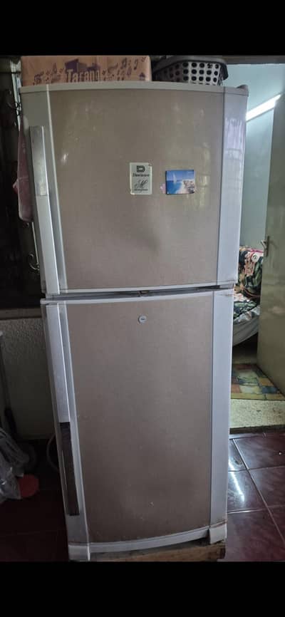 Dawlance used fridge in good condition
