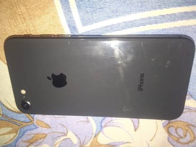 iPhone 8 non pta 64GB screb me kisi ko chaiye ho to rabta karen