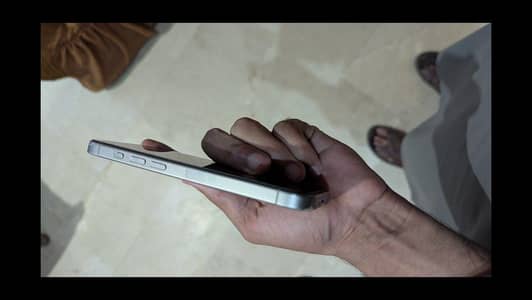 Iphone 15 pro jv 128gb   10/10 Bh:89% Scratchless 10/10 B