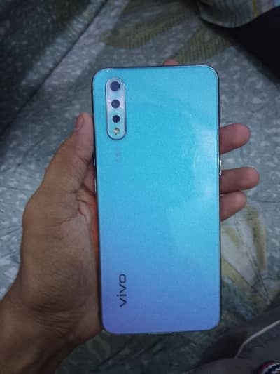 vivo s1