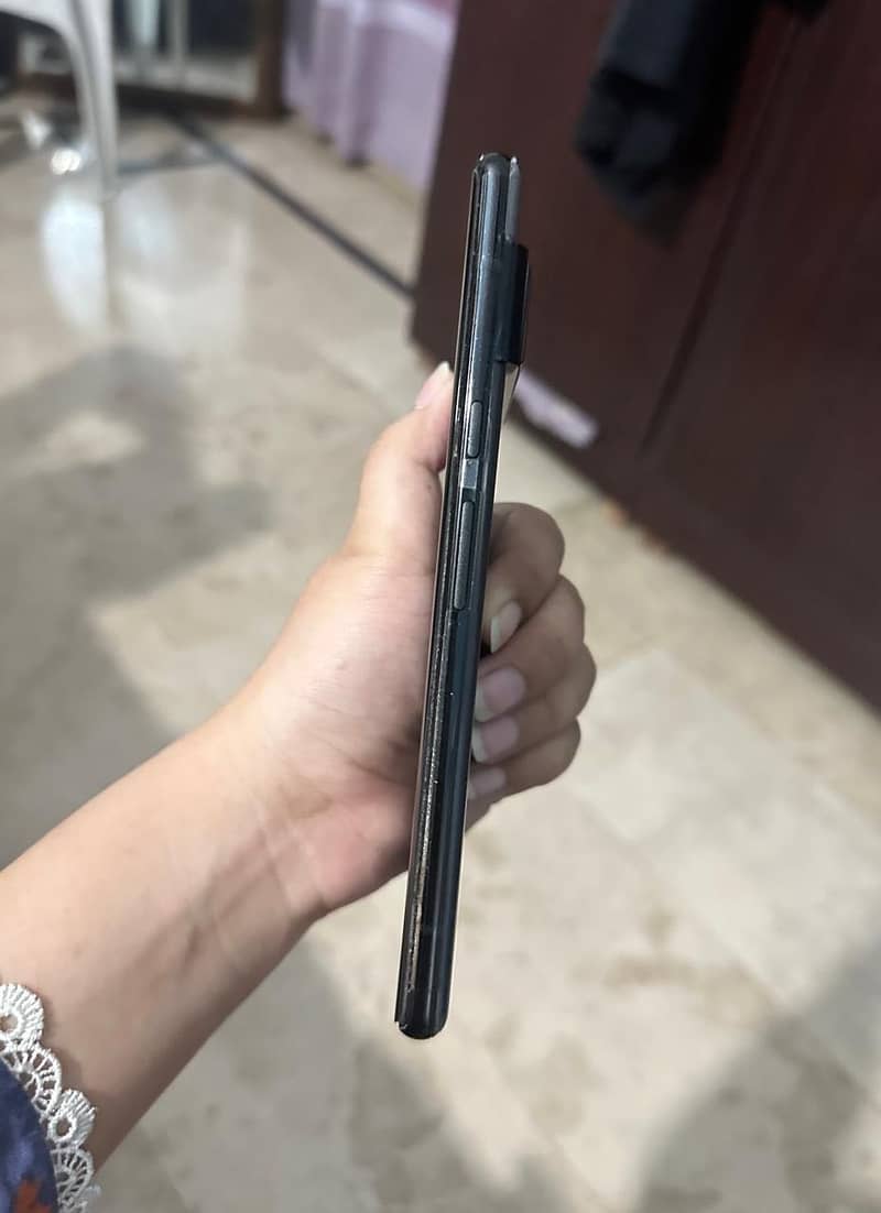 Google pixel 6pro 4
