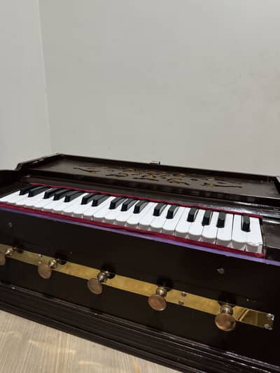 Harmonium For sale