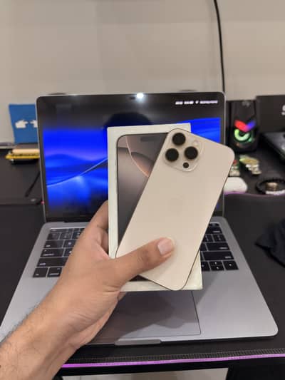 iPhone 16 Pro Max jv