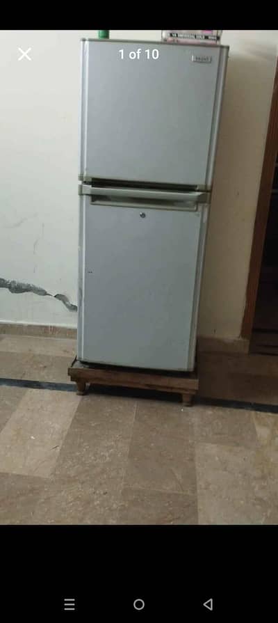 genuine fridge original condition working good 03032688064