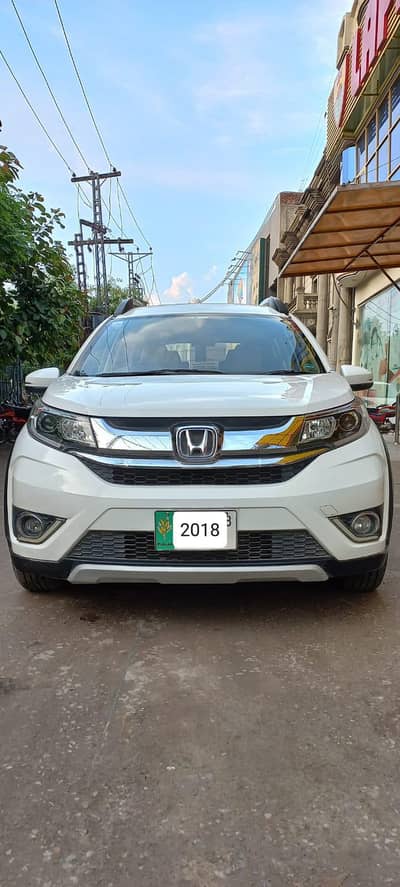 Honda BR-V S pakege auto full option