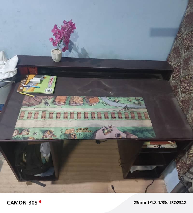 Computer Table for Sale 0