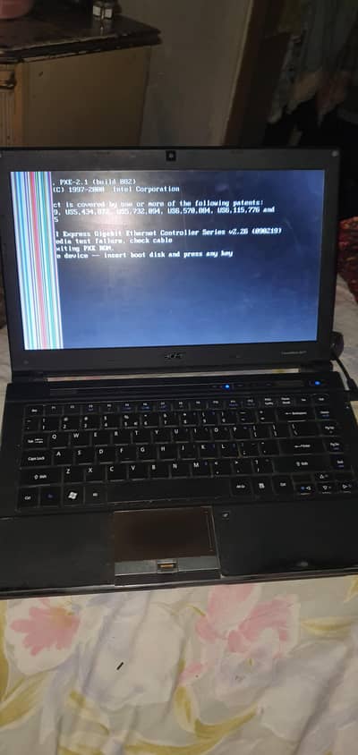 accer laptop 2 generation  4 gb ram.  80 gb hard