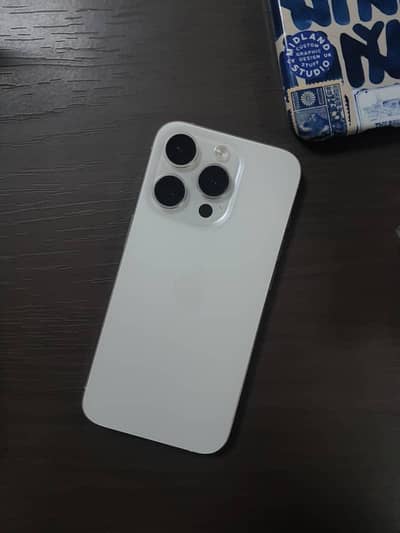 Iphone 15 pro 85% battery waterpack All ok