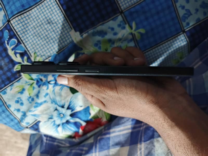 REDMI NOTE 13 PRO 4