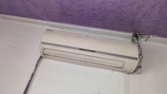 gree ac 1.5 ton all ok