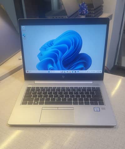 HP ELITEBOOK 830 G5 New Logo : Core i5-8th Generation