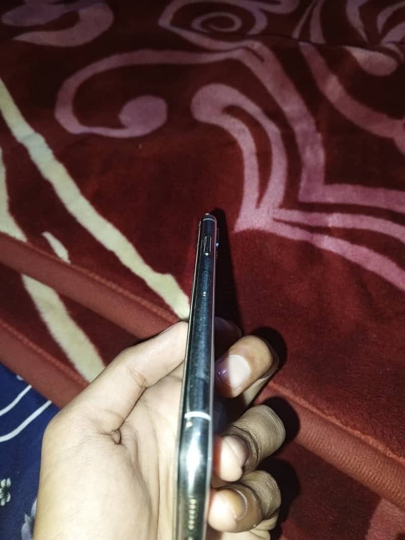 Iphone X 4