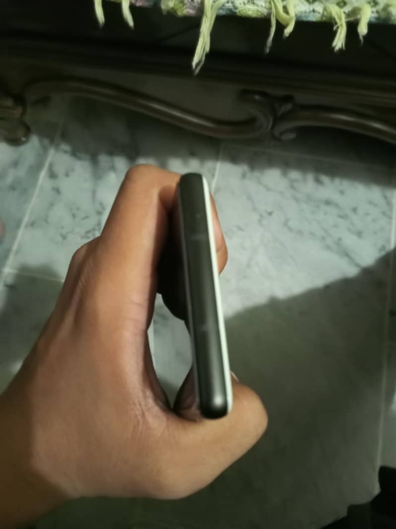 Google pixel 6a 5